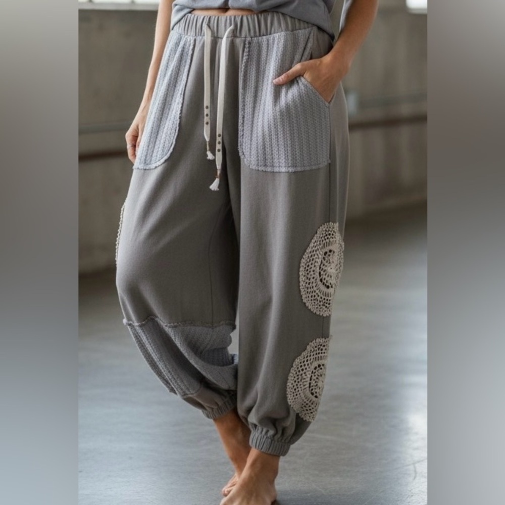 NWT POL Boho Crochet Doily Patchwork Jogger Sweats Sweat Pants Joggers Grey - Picture 11 of 13